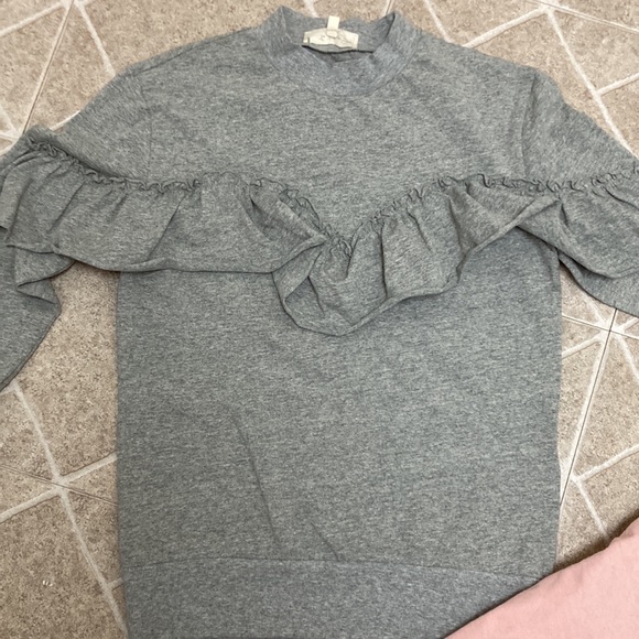 Ruffle Long Sleeve Top - Picture 9 of 11